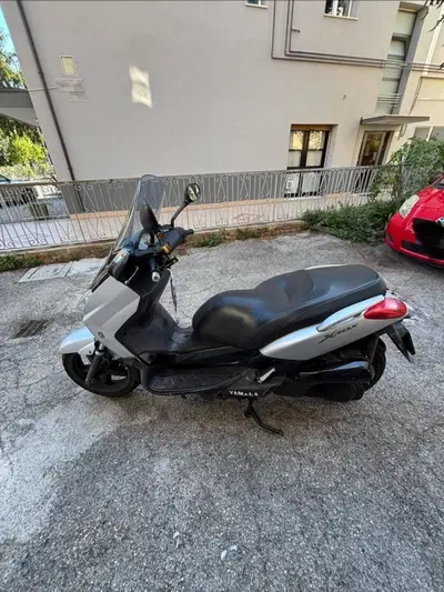 Yamaha X-Max 250 (2007 - 09) usata