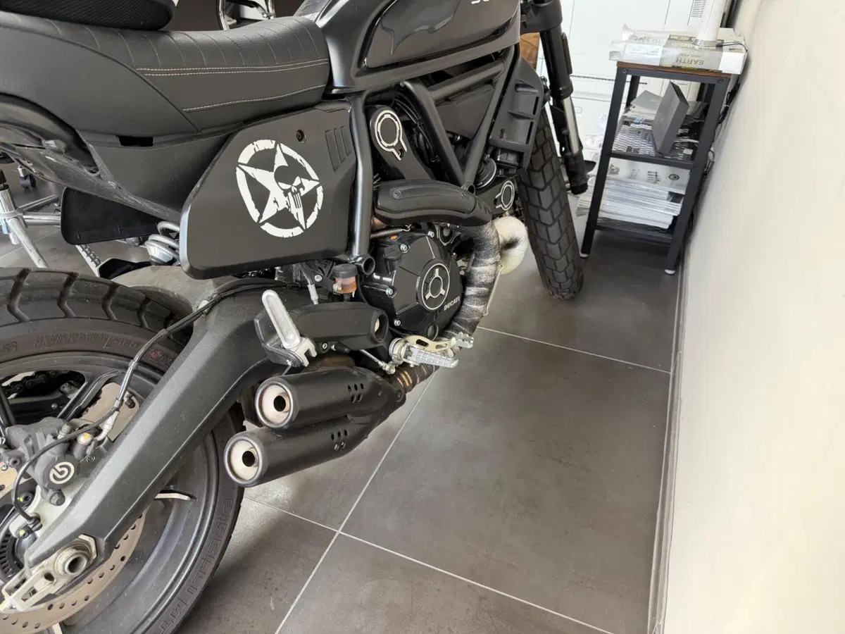 Ducati Scrambler 800 Full Throttle (2017 - 21) (10)
