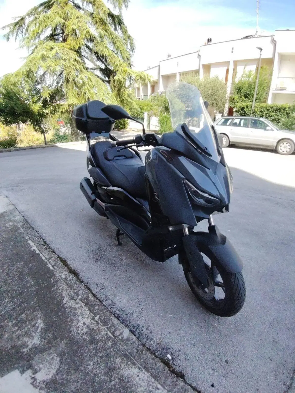 Yamaha X-Max 300 Tech Max (2021 - 24) (3)