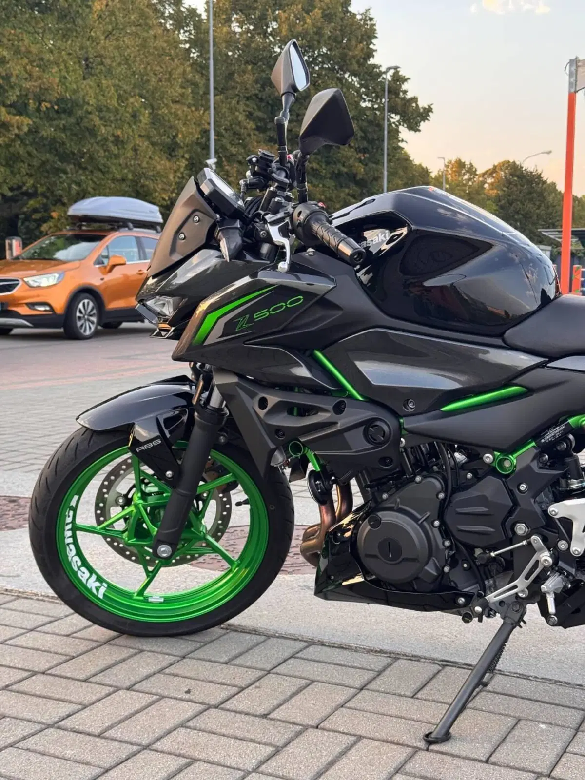Kawasaki Z 500 SE (2024 - 26) (6)