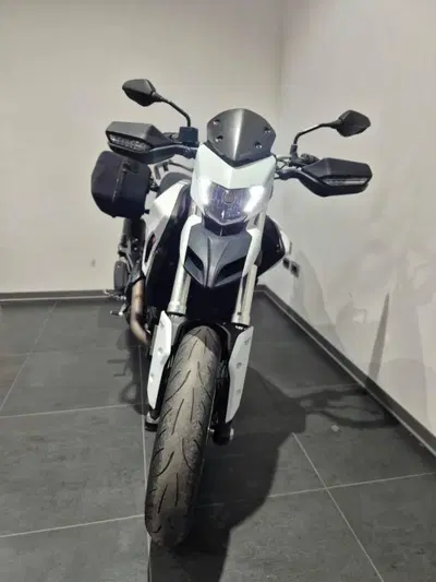 Ducati Hypermotard 939 (2016 - 18) usata