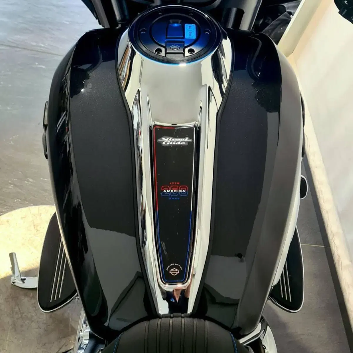 Harley-Davidson Street Glide (2024 - 26) (6)