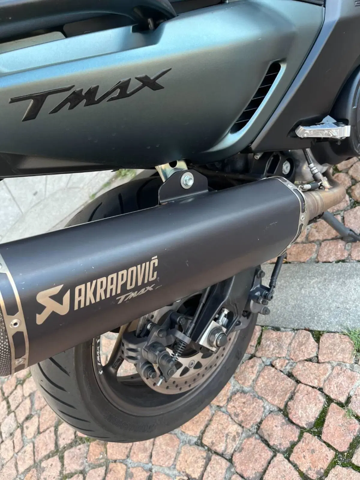 Yamaha T-Max 530 Iron Max (2014 - 17) (6)