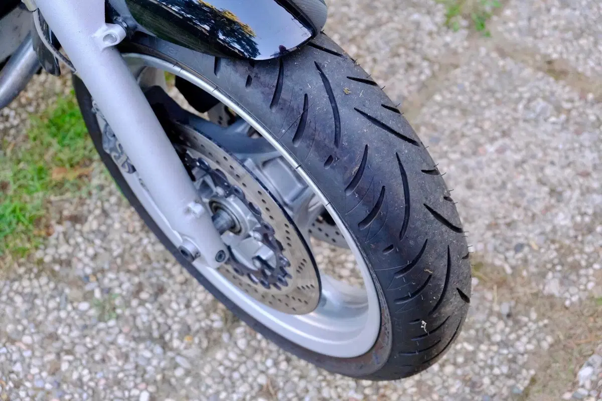 Bmw R 1100 R (7)