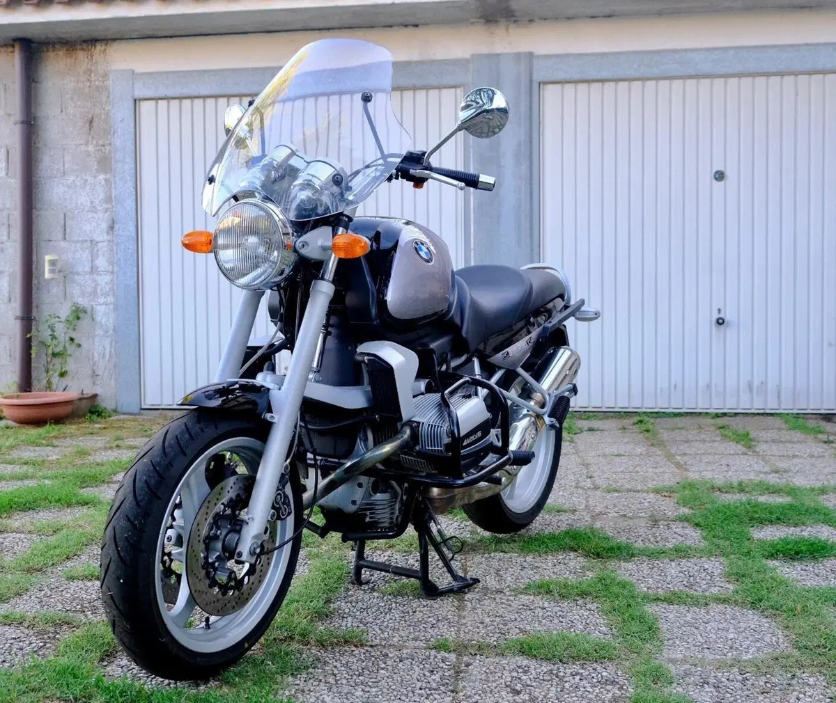 Bmw R 1100 R (10)