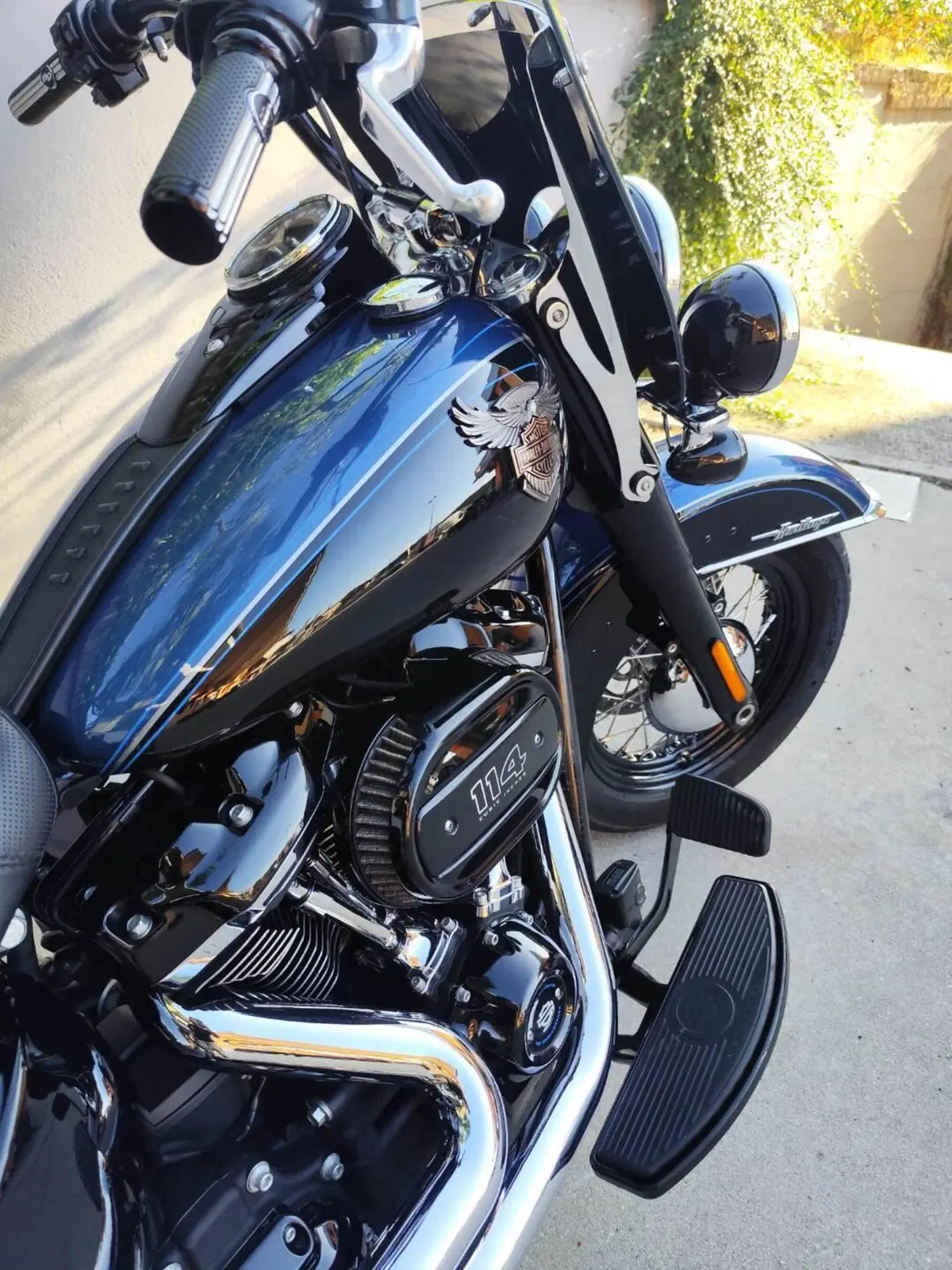 Harley-Davidson 114 Heritage Classic (2018 - 20) - FLHCS (4)
