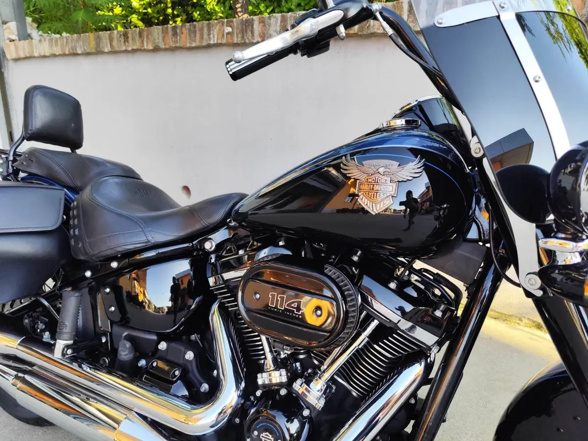 Harley-Davidson 114 Heritage Classic (2018 - 20) - FLHCS (9)