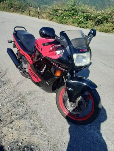 Honda cbr 600 f d'epoca
