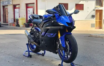 Yamaha YZF R6 (2017 - 20) usata