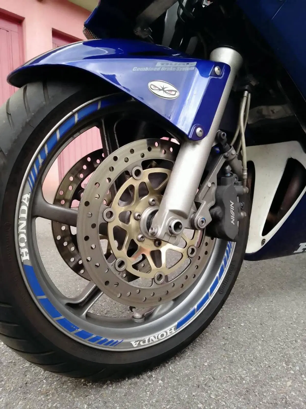 Honda VFR 800 (2002 - 05) (6)