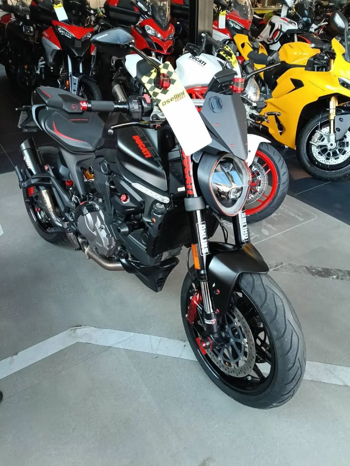 Ducati Monster 937 (2021 - 25) (6)