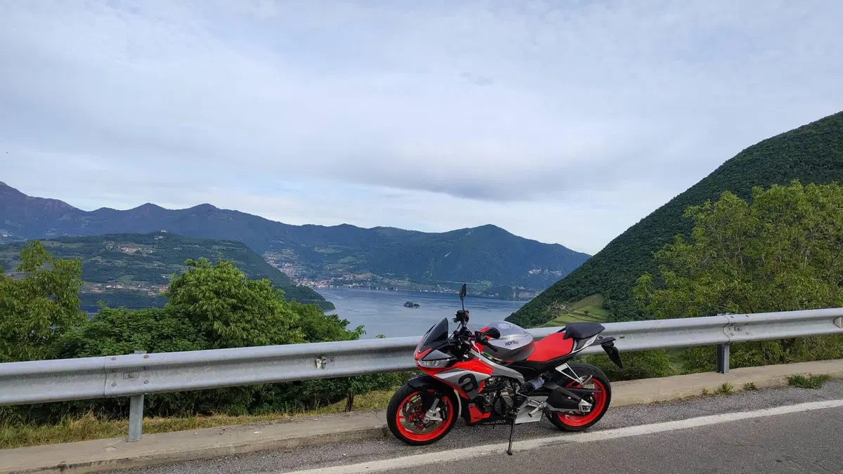 Aprilia Tuono 660 (2021 - 25) (2)