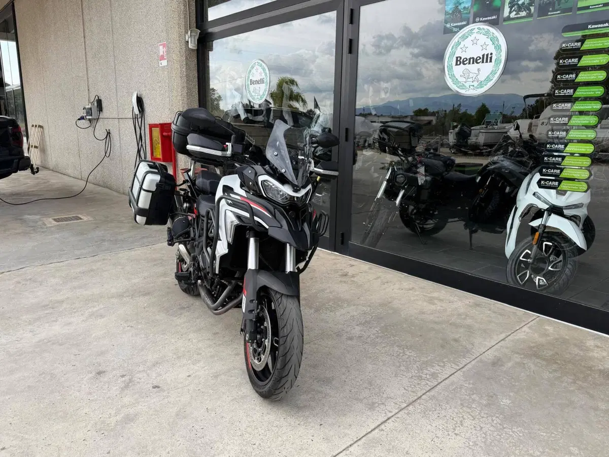 Benelli TRK 702 (2023 - 25) (2)