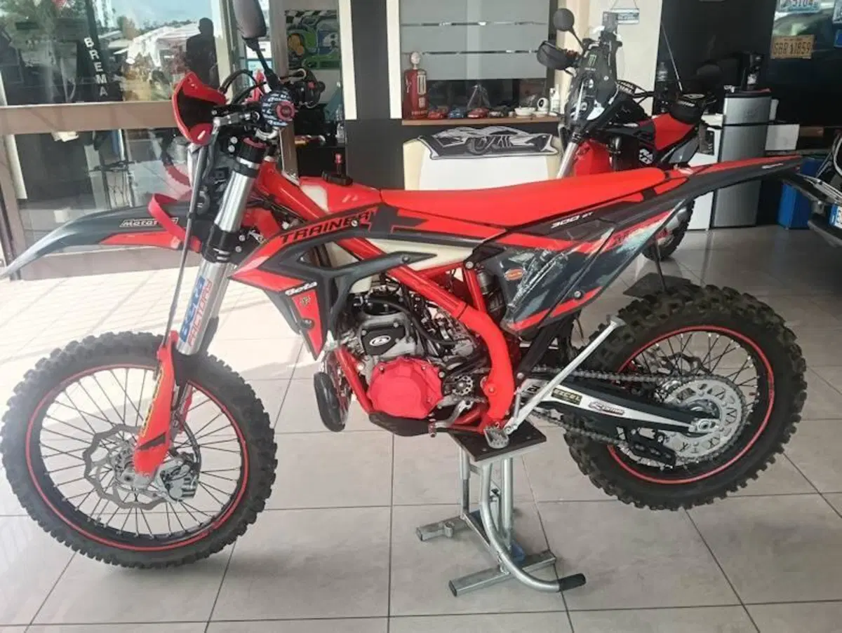 Betamotor Xtrainer 250 2T (2025) (2)