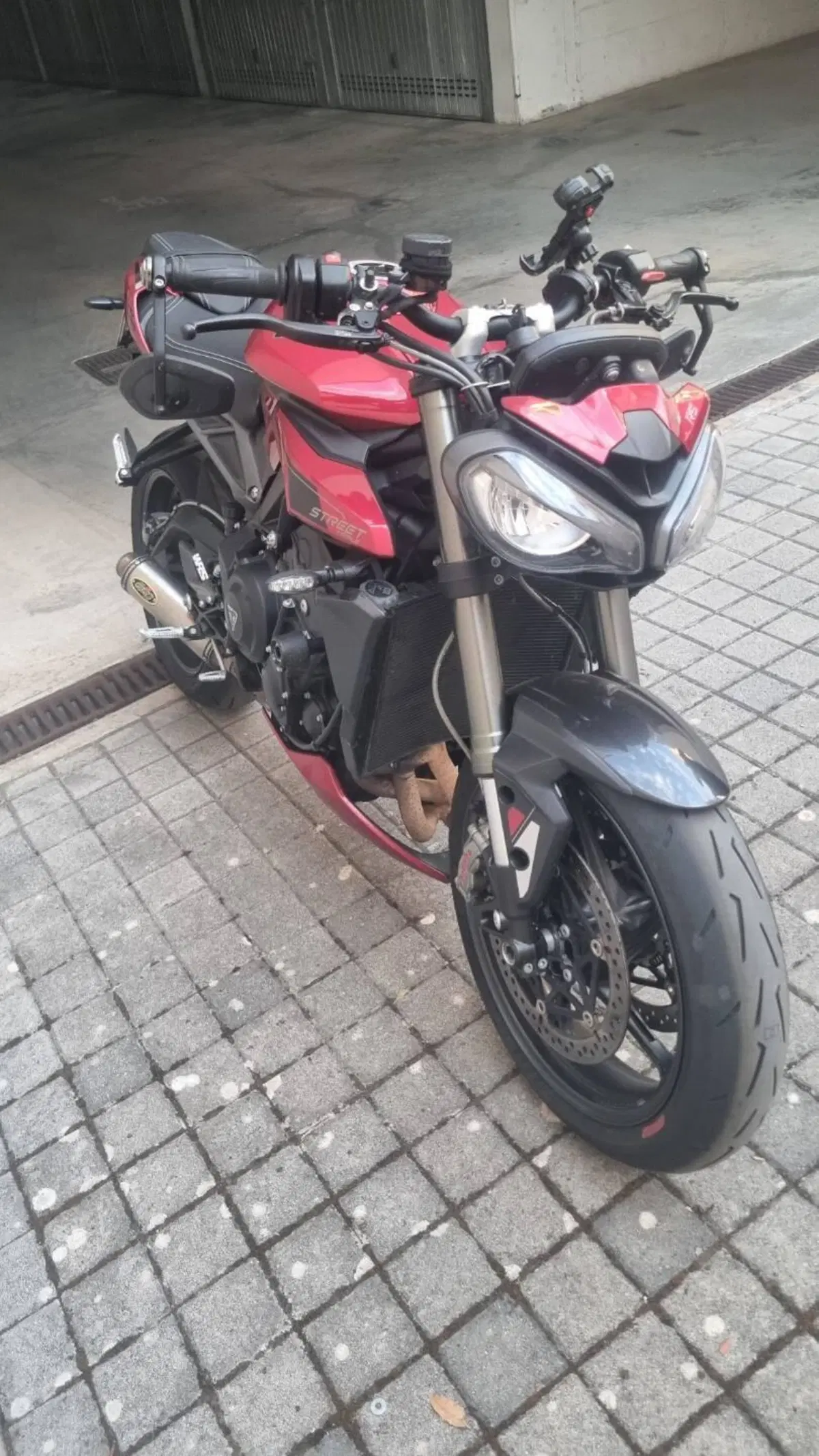 Triumph Street Triple 765 RS (2023 - 26) (2)