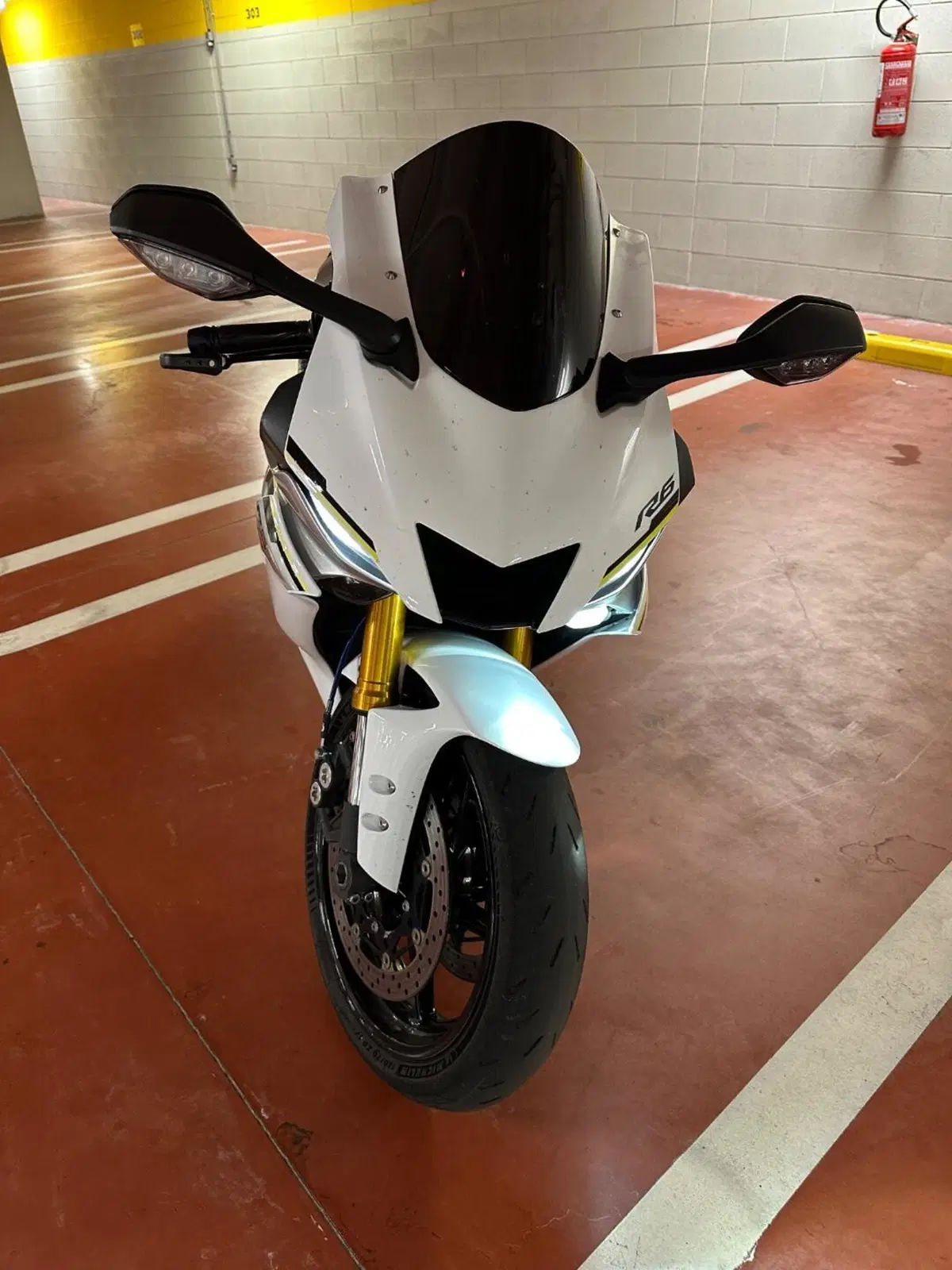 Yamaha YZF R6 (2017 - 20) (4)