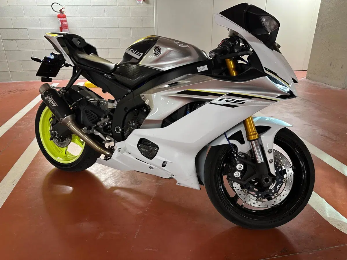 Yamaha YZF R6 (2017 - 20) (5)