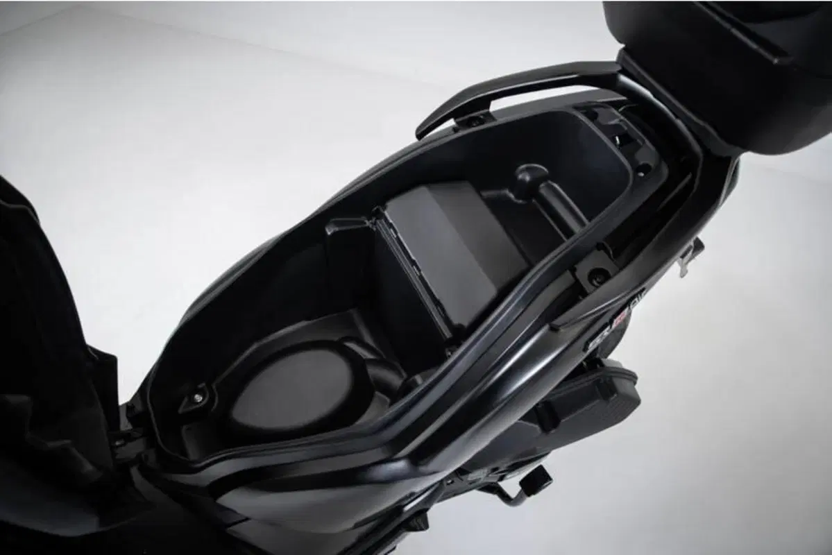 Voge Sfida SR16 125 Air (2026) (7)