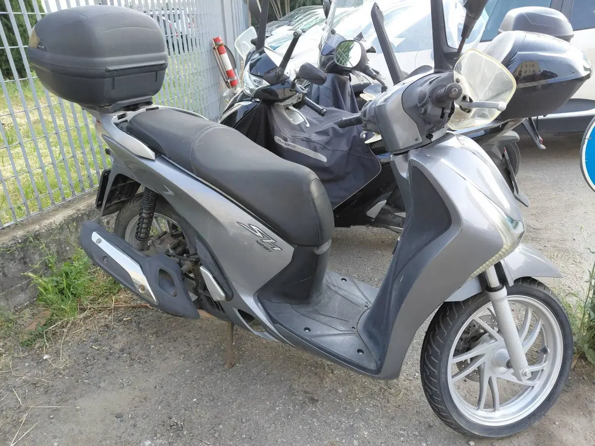 Honda SH 125 Mode (2013 - 16) (4)