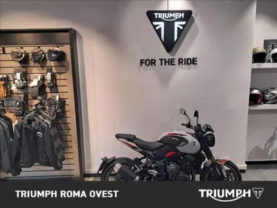 Triumph Trident 800 (2026) usata