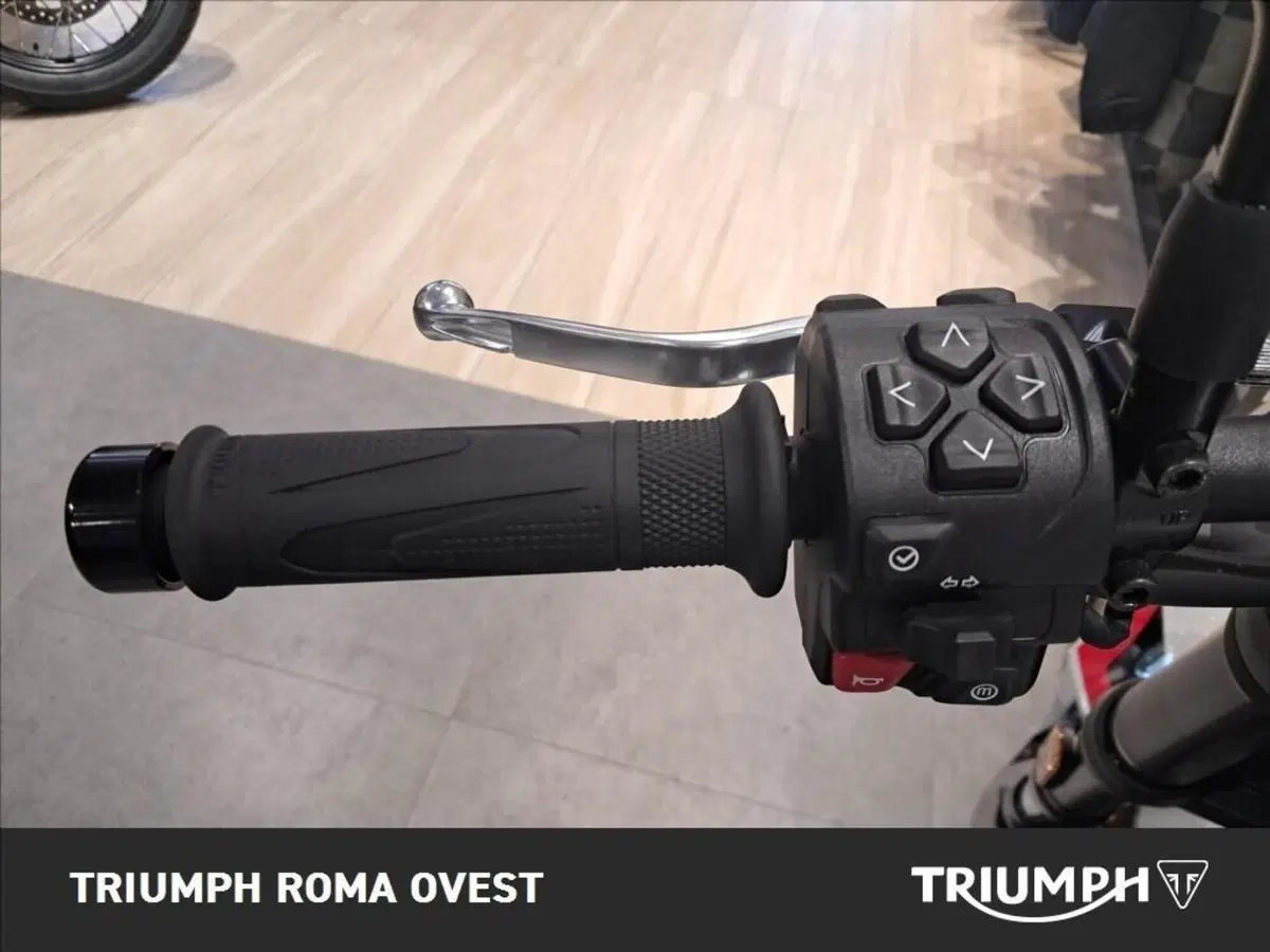 Triumph Trident 800 (2026) (9)