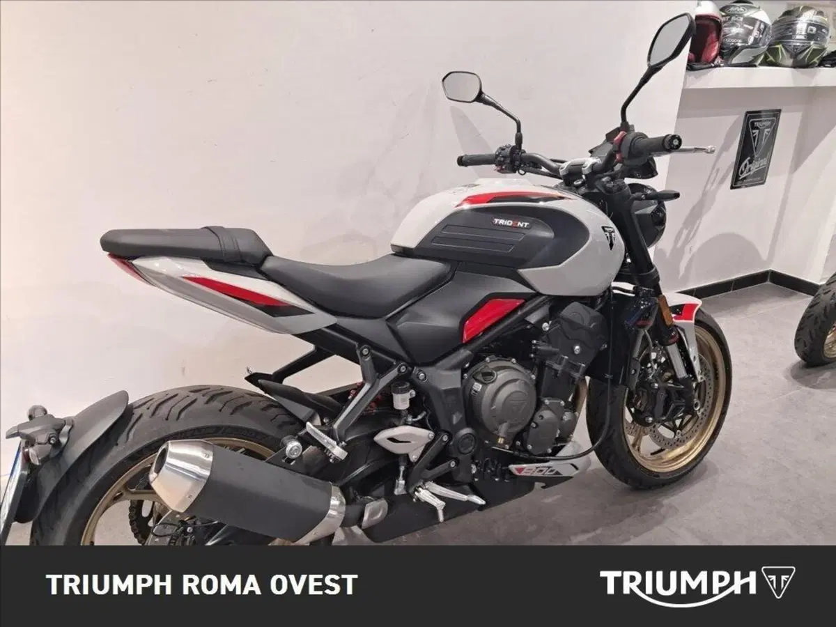 Triumph Trident 800 (2026) (4)