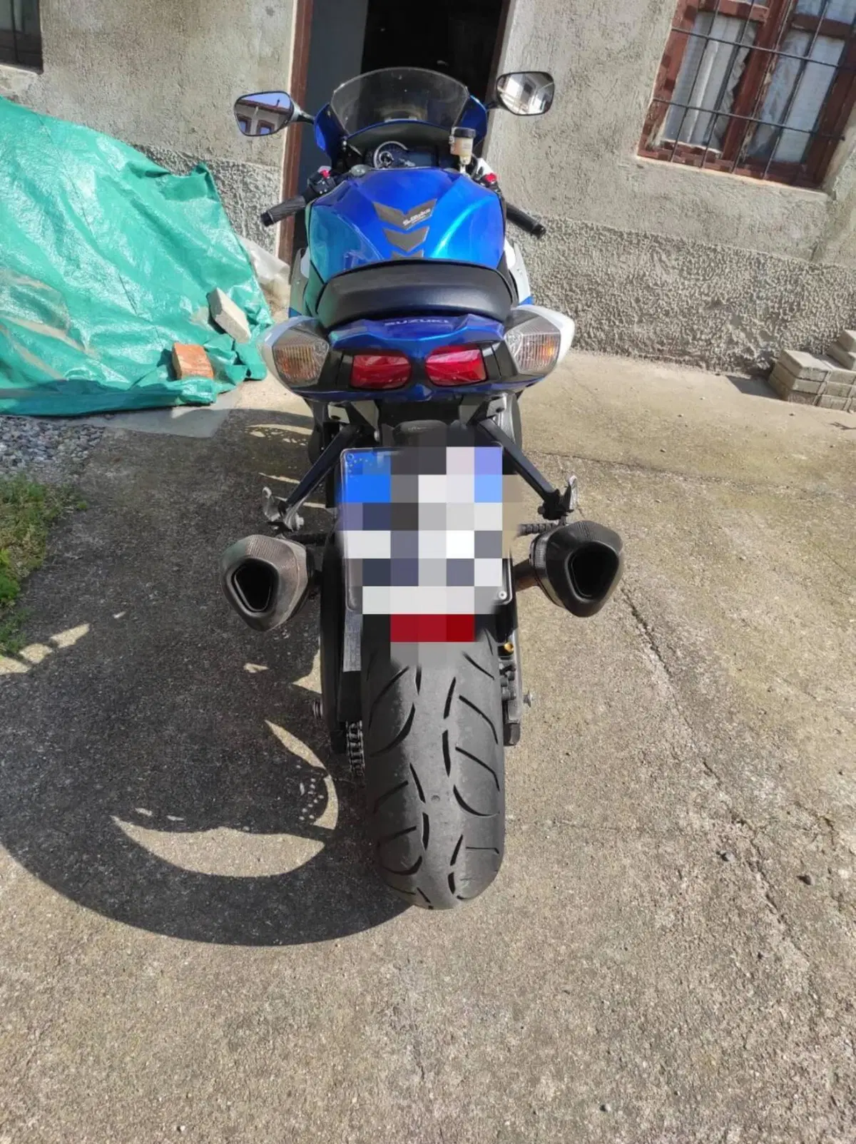 Suzuki GSX-R1000 (2009 - 11) (4)