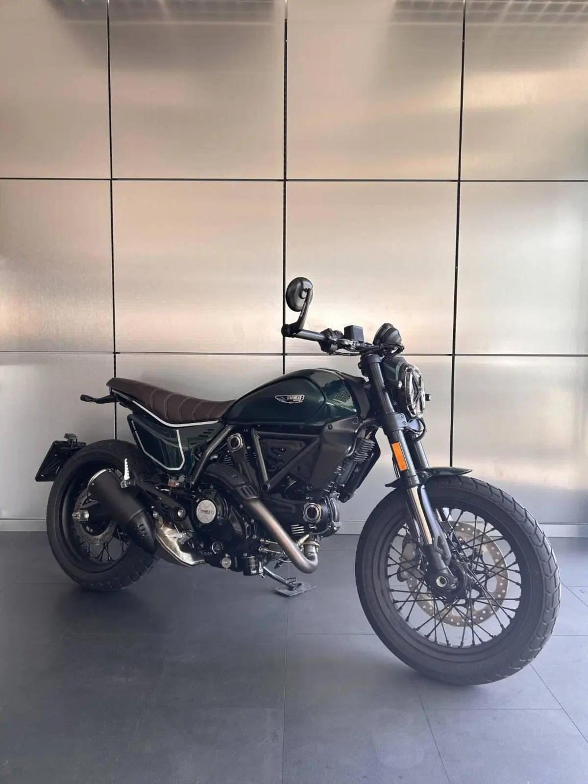 Ducati Scrambler 800 Nightshift (2025 - 26) (2)