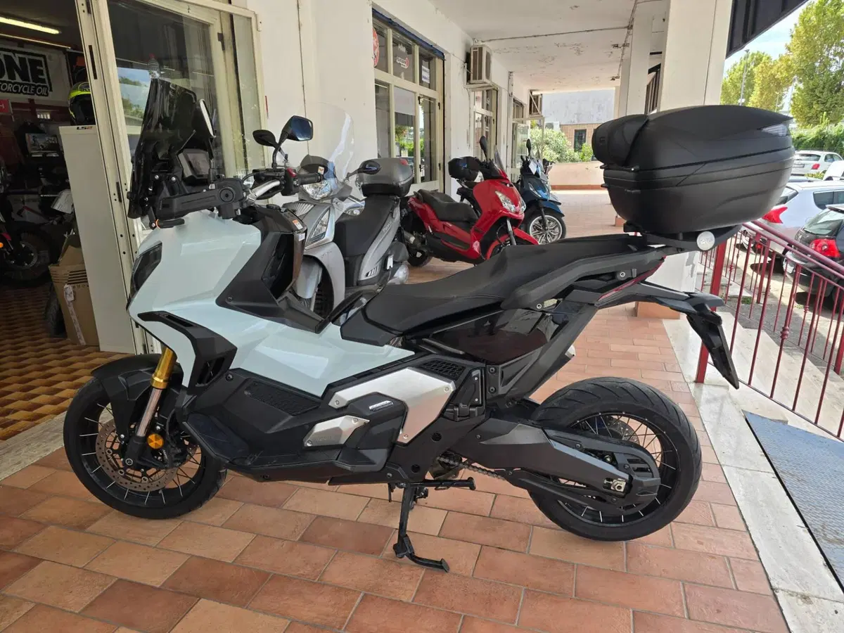 Honda X-ADV 750 DCT (2021 - 24) (2)