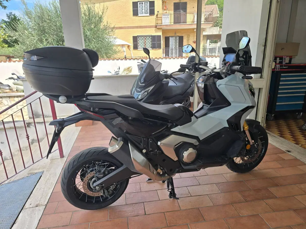 Honda X-ADV 750 DCT (2021 - 24) (5)