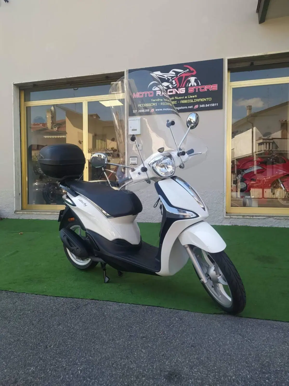Piaggio Liberty 50 3V (2021 - 24) (2)