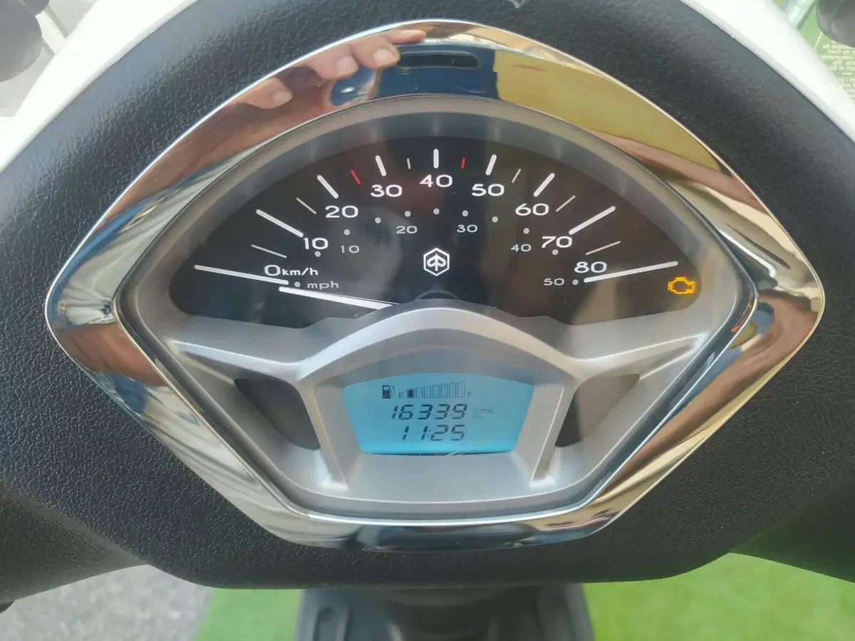 Piaggio Liberty 50 3V (2021 - 24) (9)