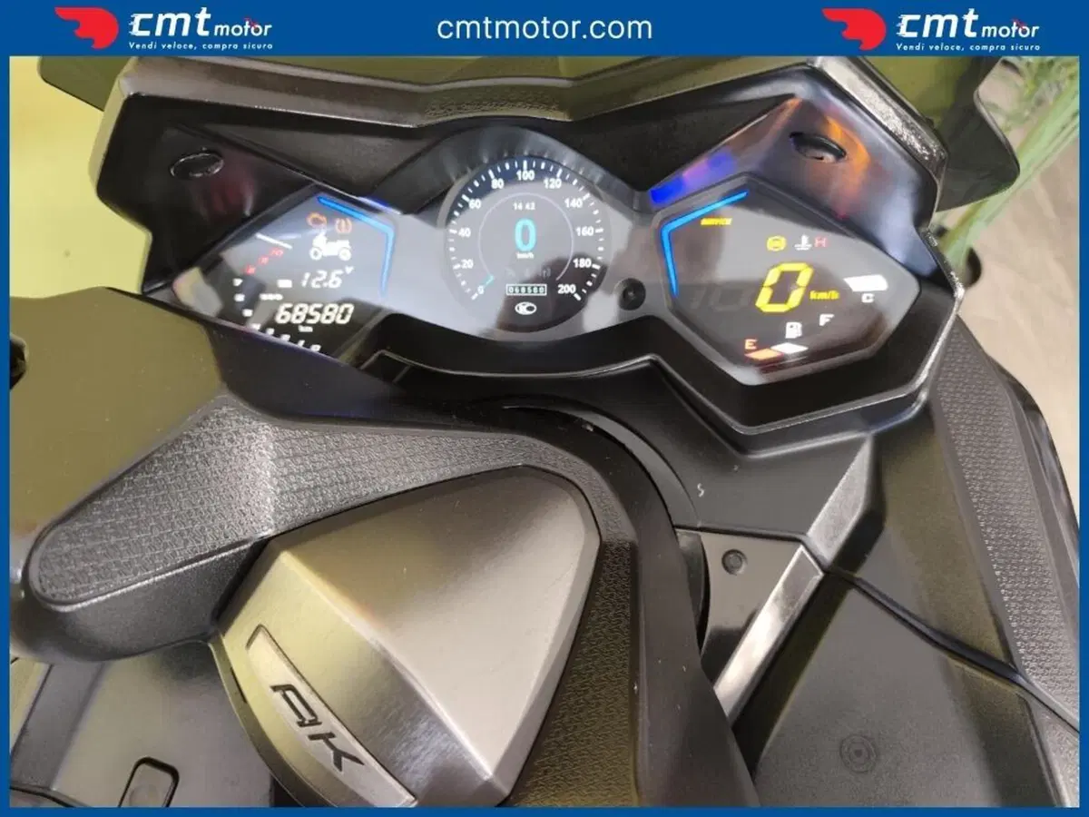 Kymco AK 550 (2017 - 19) (5)