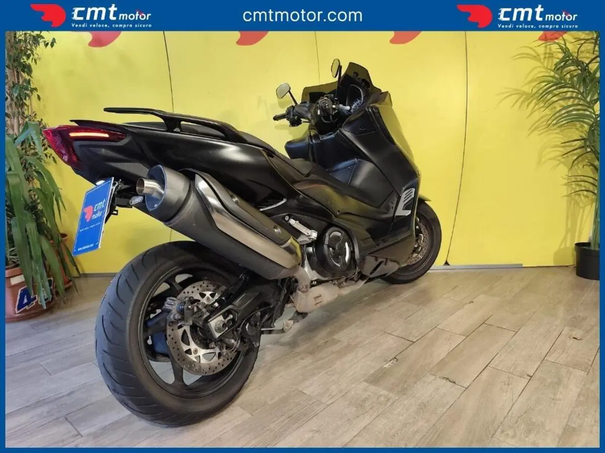 Yamaha T-Max 560 (2020 - 21) (4)
