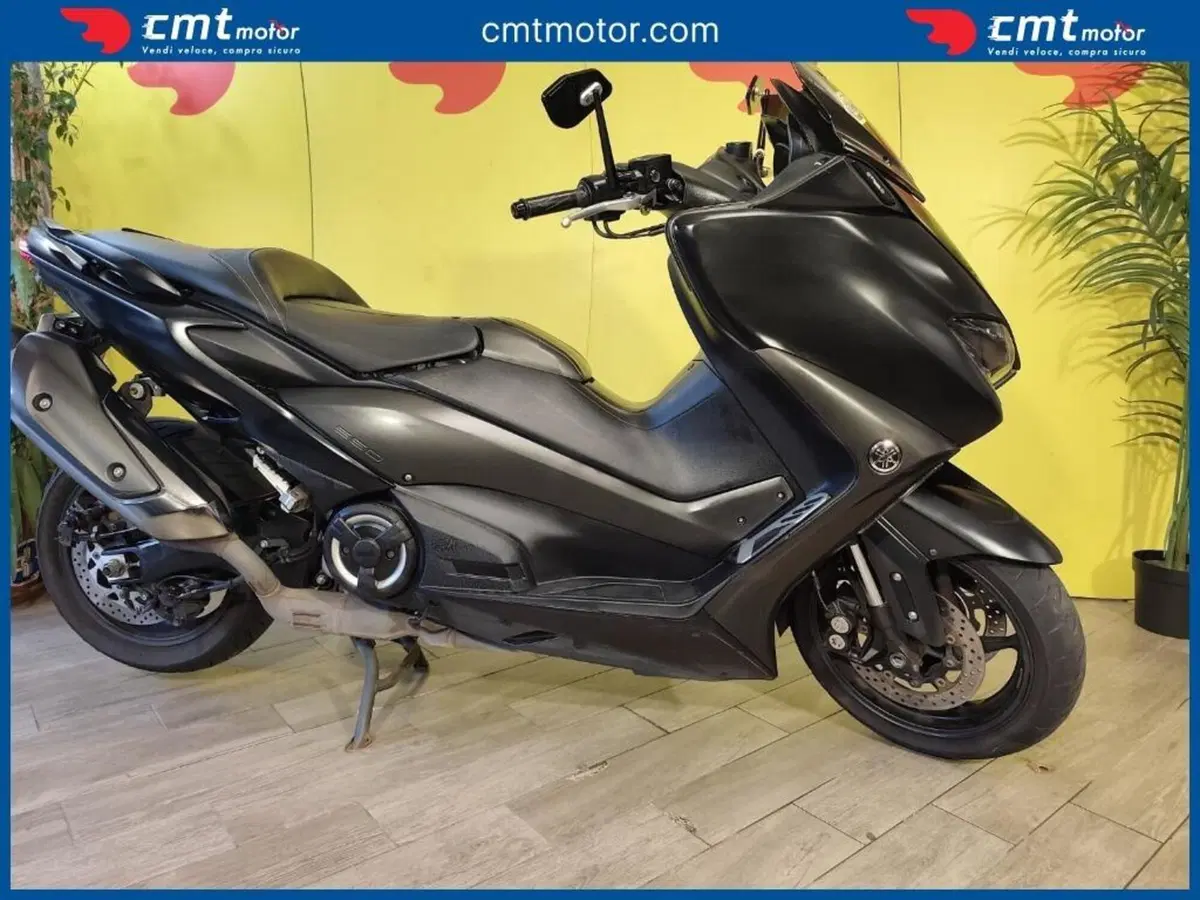Yamaha T-Max 560 (2020 - 21) (6)