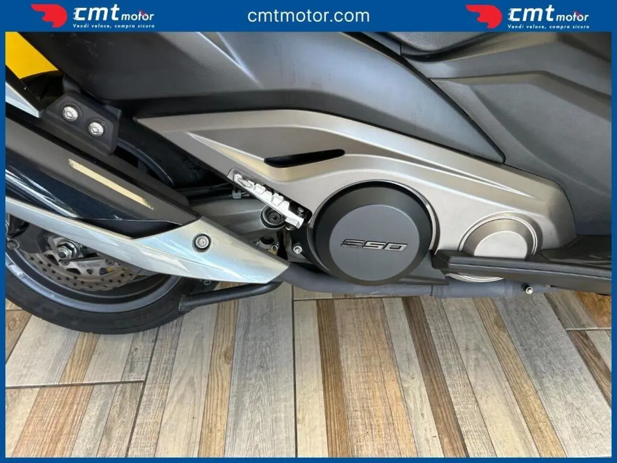 Kymco AK 550 ETS (2021 - 26) (6)