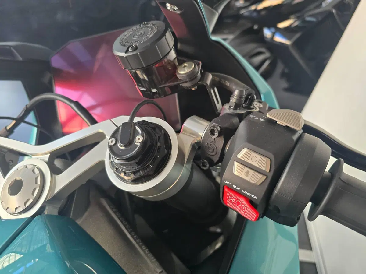 Norton Manx R Apex (2026) (12)