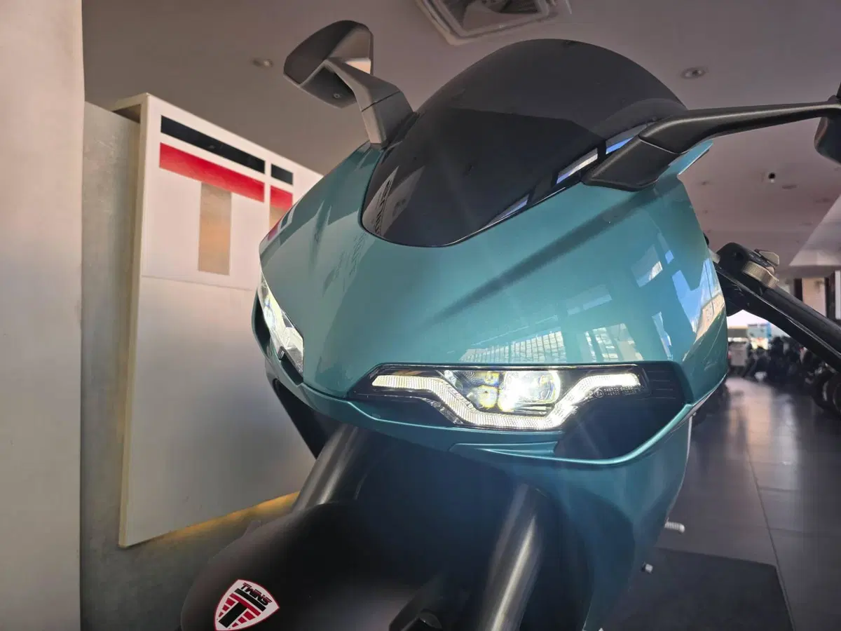 Norton Manx R Apex (2026) (14)