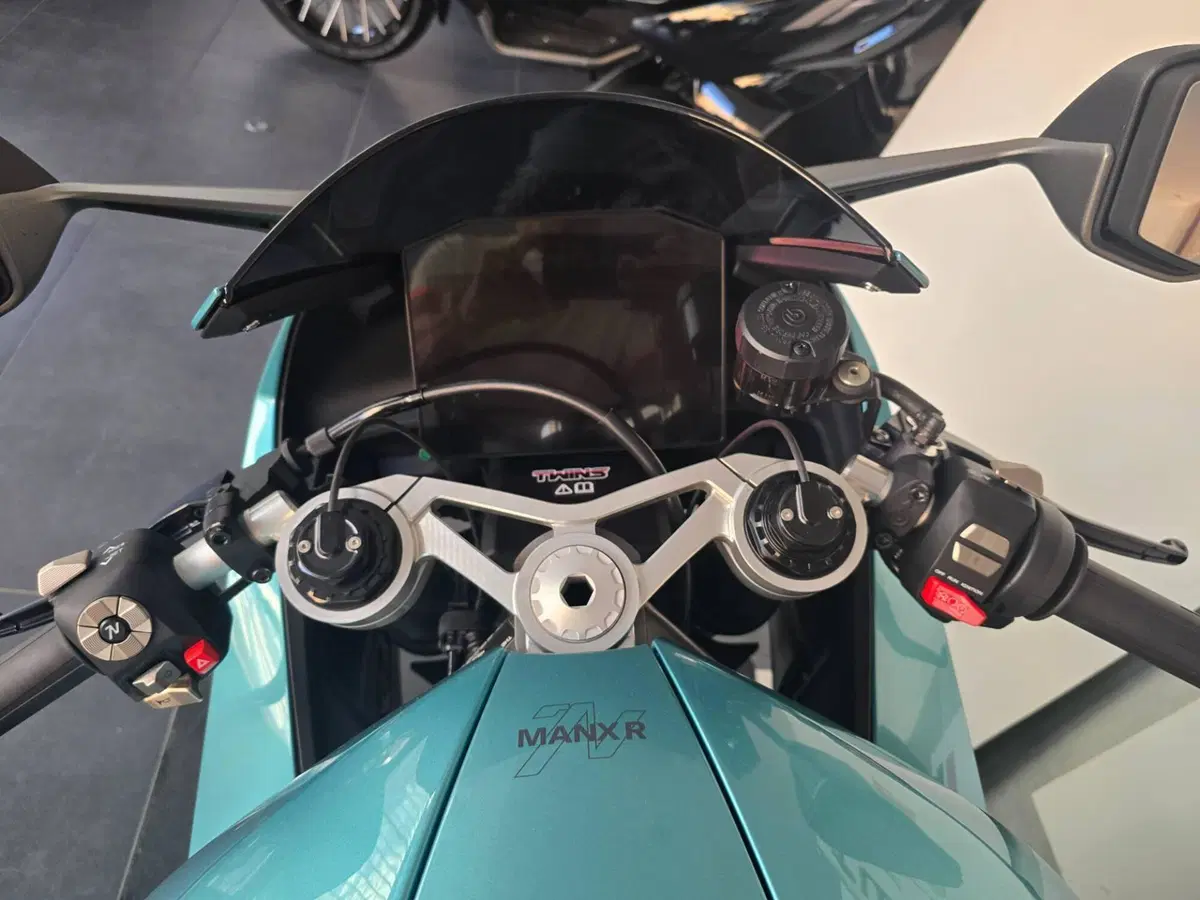 Norton Manx R Apex (2026) (16)