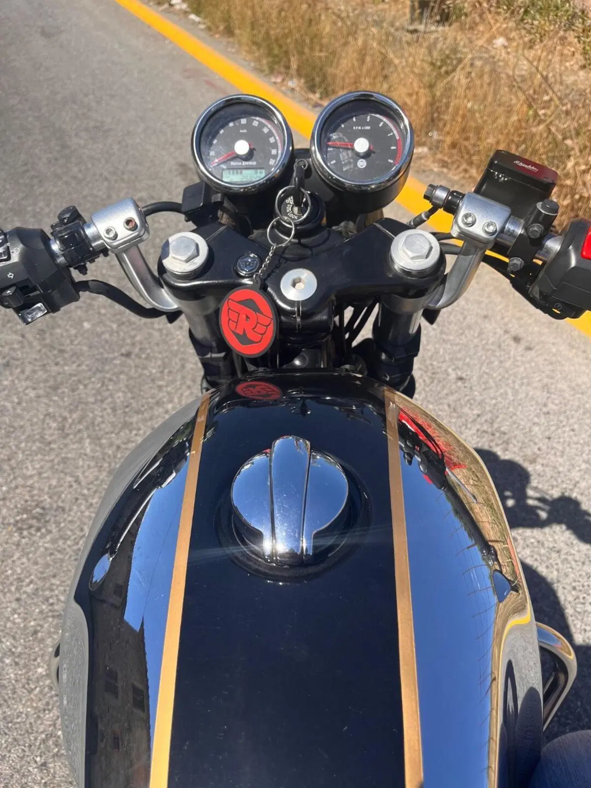 Royal Enfield Continental GT 650 Chrome (2020) (2)