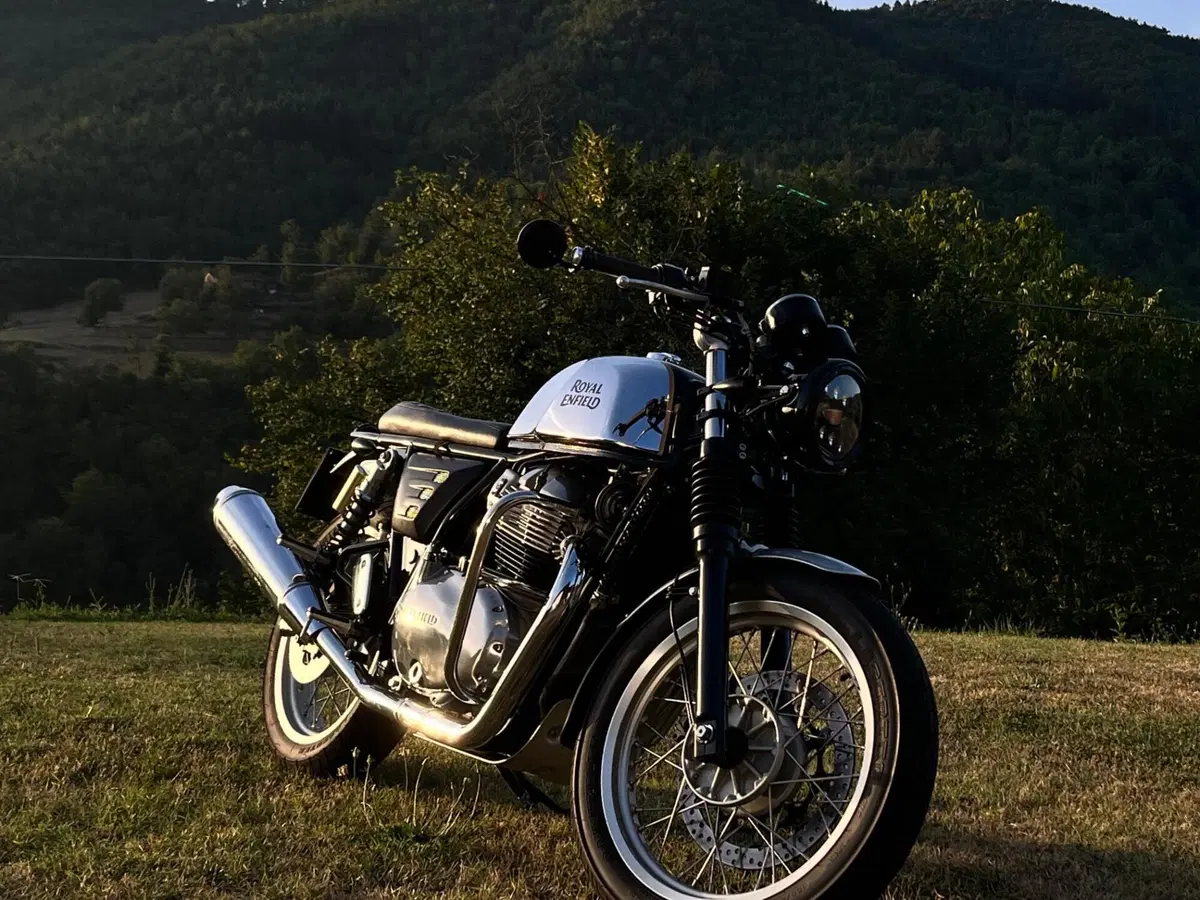 Royal Enfield Continental GT 650 Chrome (2020) (10)
