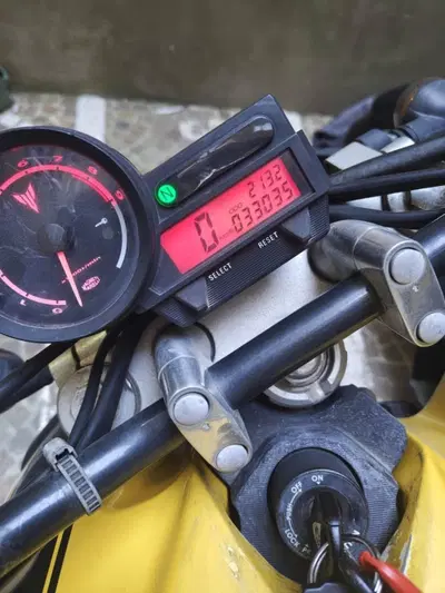 Yamaha MT-03 (2006 - 14) usata