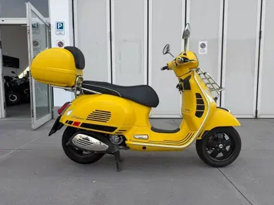 Vespa GTS 300 Super Sport (2017 - 19) usata