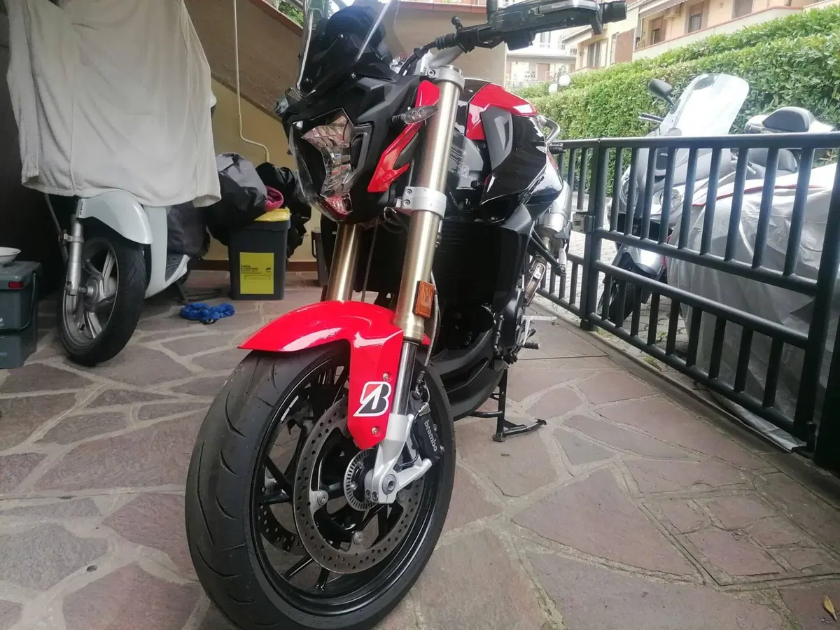 Bmw F 800 R (2017 - 20) (4)