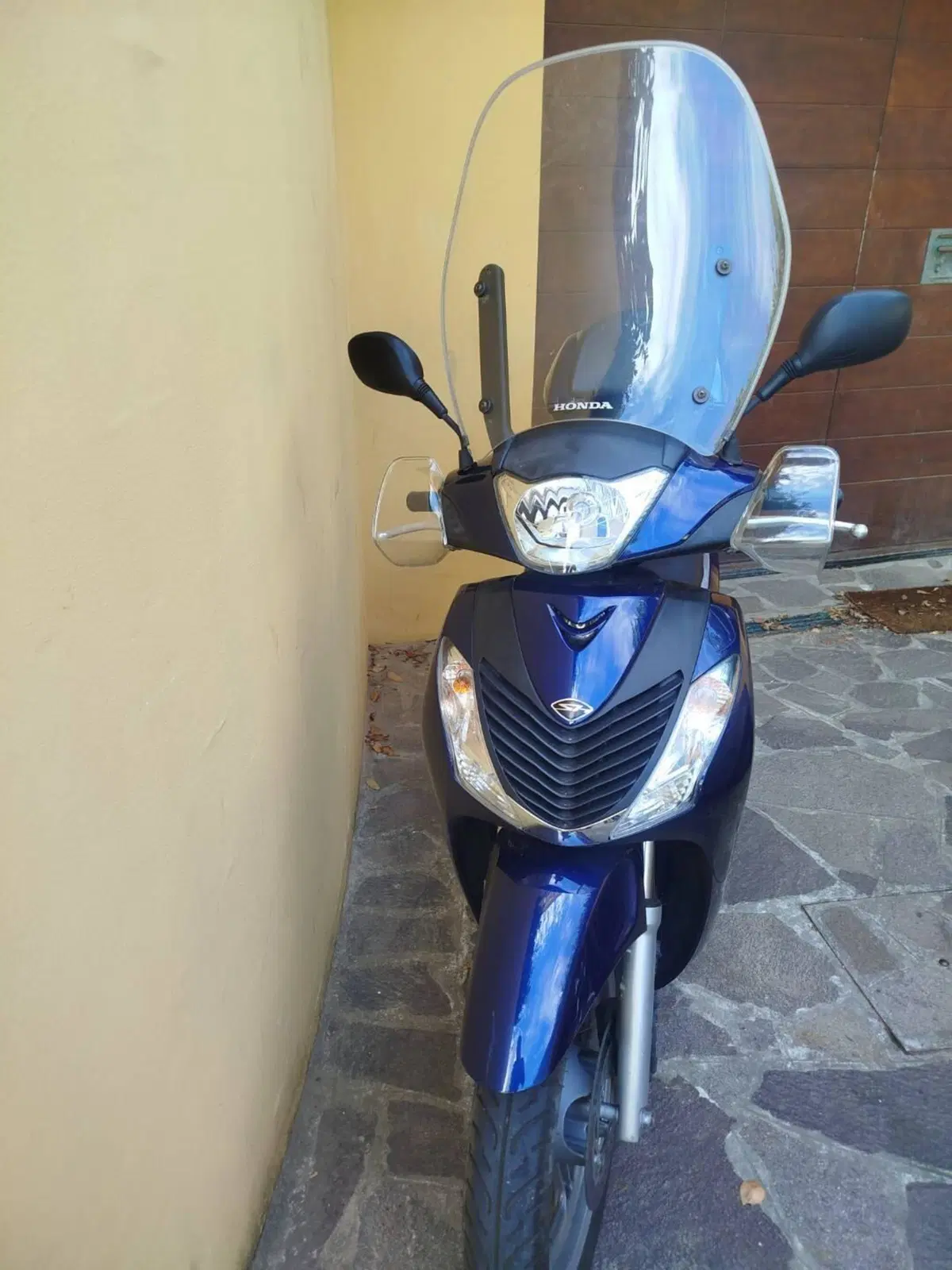 Honda SH 125 i (2009 - 12) (4)