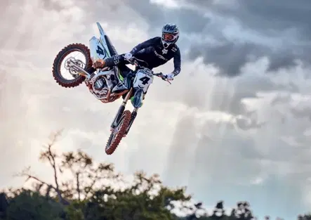 A tu per tu con Ricky Carmichael. Dagli esordi in Kawasaki al dominio in Honda alla creazione della Triumph [VIDEO]
