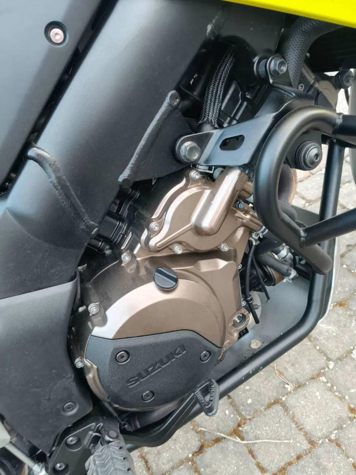 Suzuki V-Strom 1050DE (2023 - 24) (10)