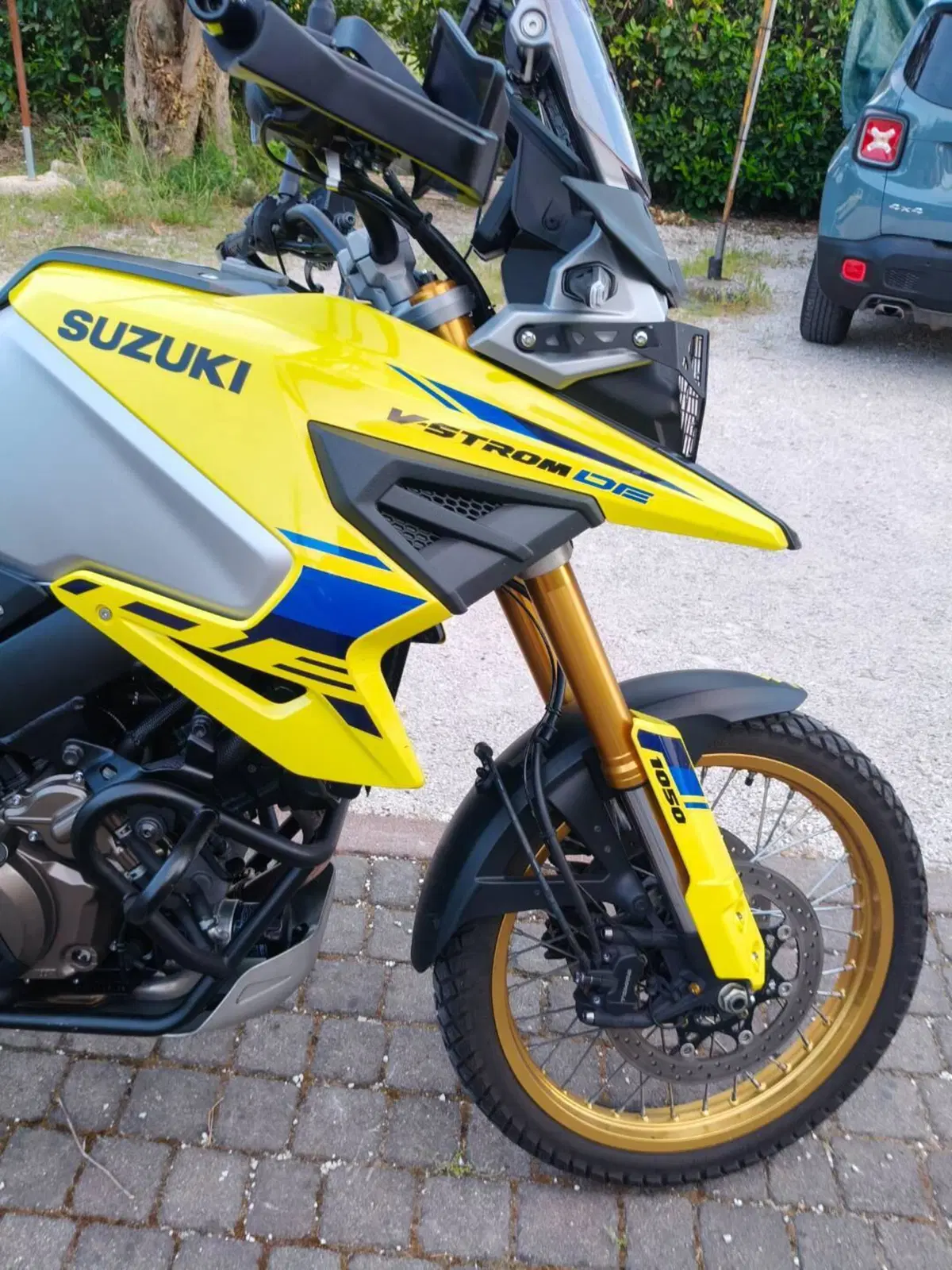 Suzuki V-Strom 1050DE (2023 - 24) (12)