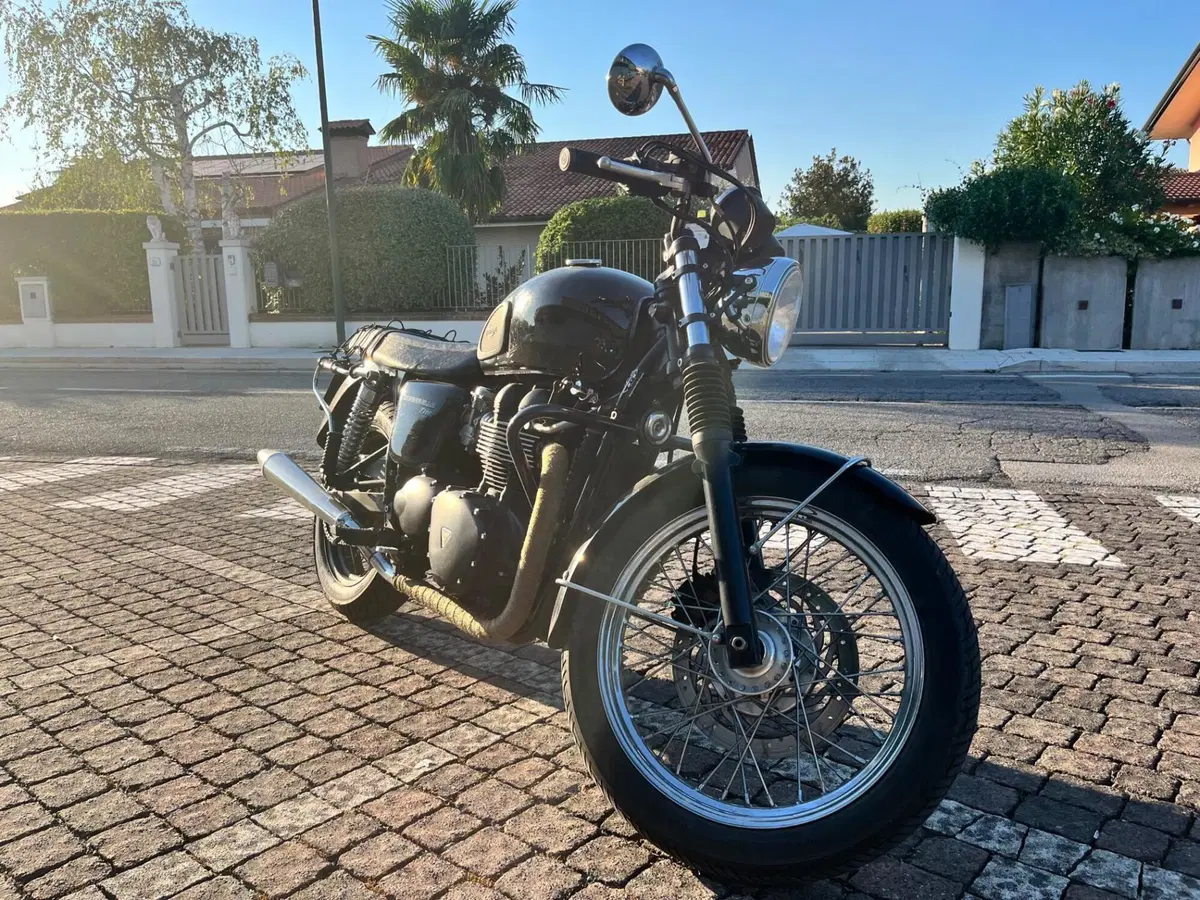 Triumph Bonneville T100 (2008 - 16) (5)