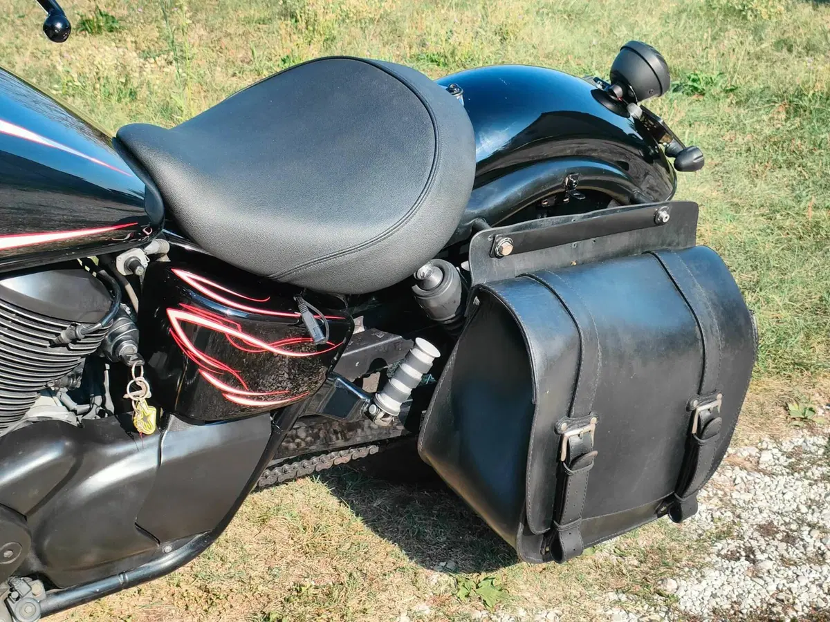 Honda VT 750 C Shadow Monotone (1997 - 01) (3)